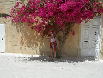 Chadida et les fleurs de Mdina